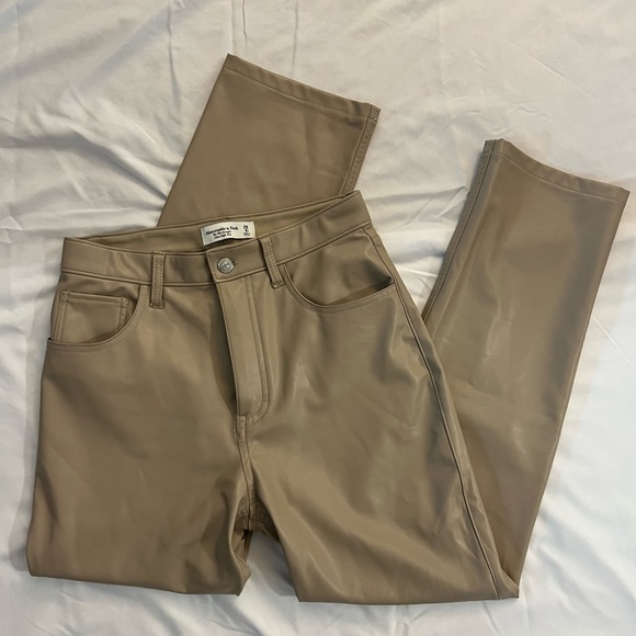 A&F Leather Pants 90s Straight Ultra High Rise Size 6 Short Length. - Picture 2 of 8